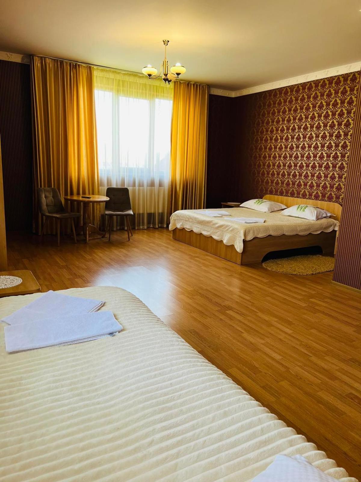 Mini-Hotel "Nord" Чинадійово Екстер'єр фото
